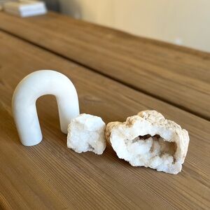 Target marble arch + 2 geode crystals